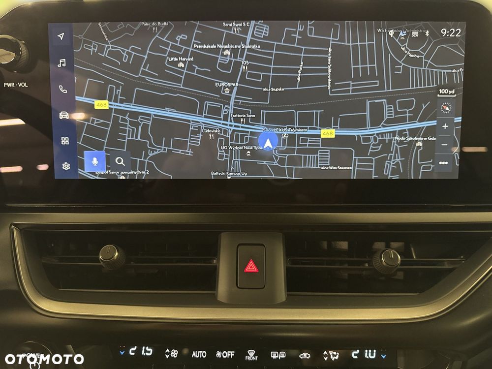 Lexus UX 300h F Sport Design - 18
