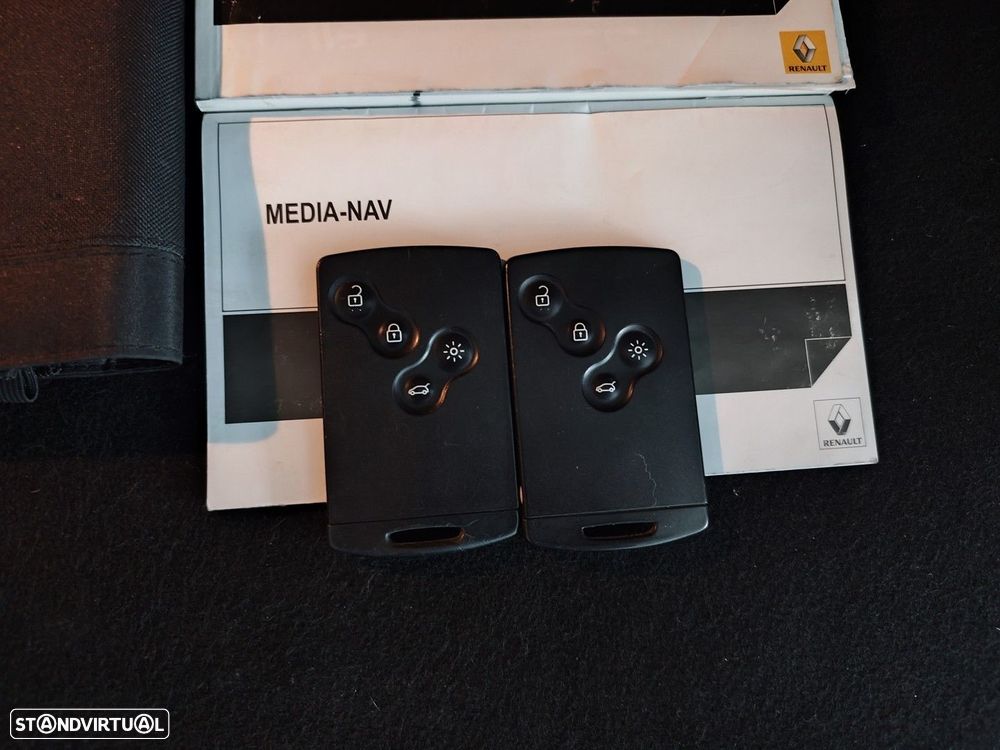 Renault Clio Sport Tourer 0.9 TCe Limited - 23