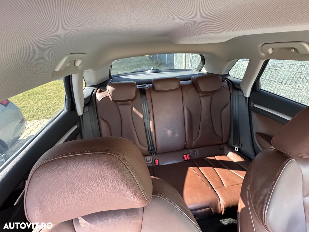 Audi A3 1.6 TDI S line Sportpaket - 9