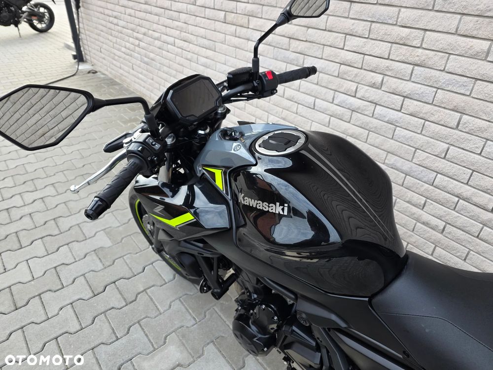 Kawasaki Z 650 - 19
