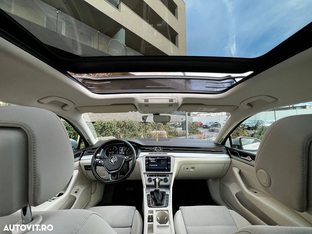 Volkswagen Passat 2.0 TDI SCR DSG Comfortline - 2