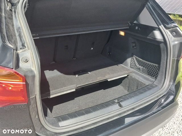 BMW X1 sDrive18i Advantage - 23