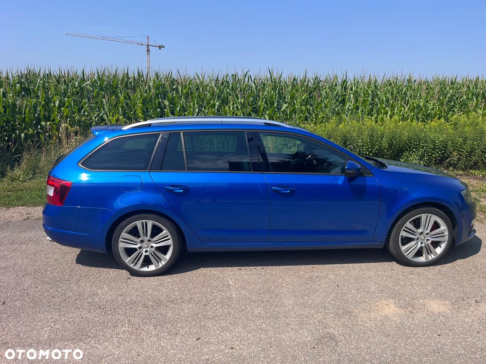 Skoda Octavia 2.0 TDI RS DSG - 6