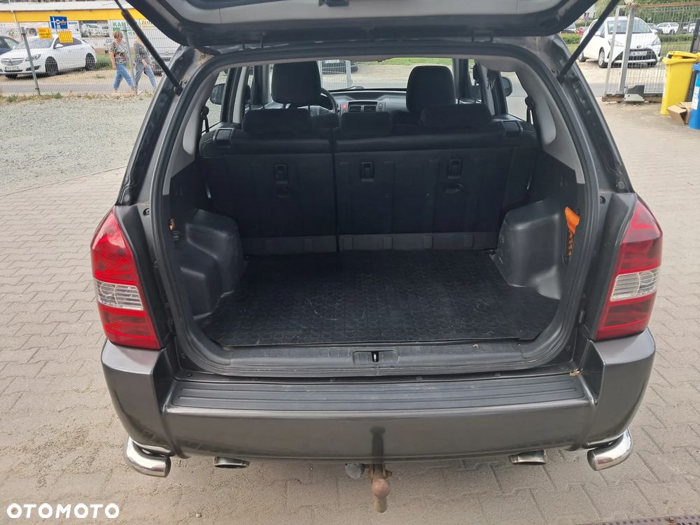 Hyundai Tucson 2.0 CRDi Style - 11
