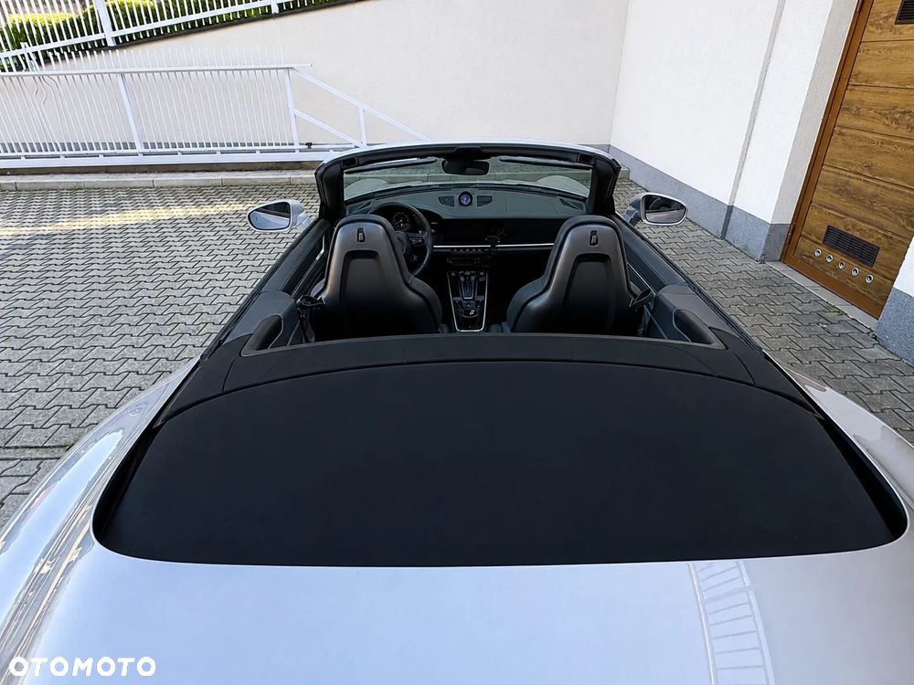 Porsche 911 Turbo S - 12