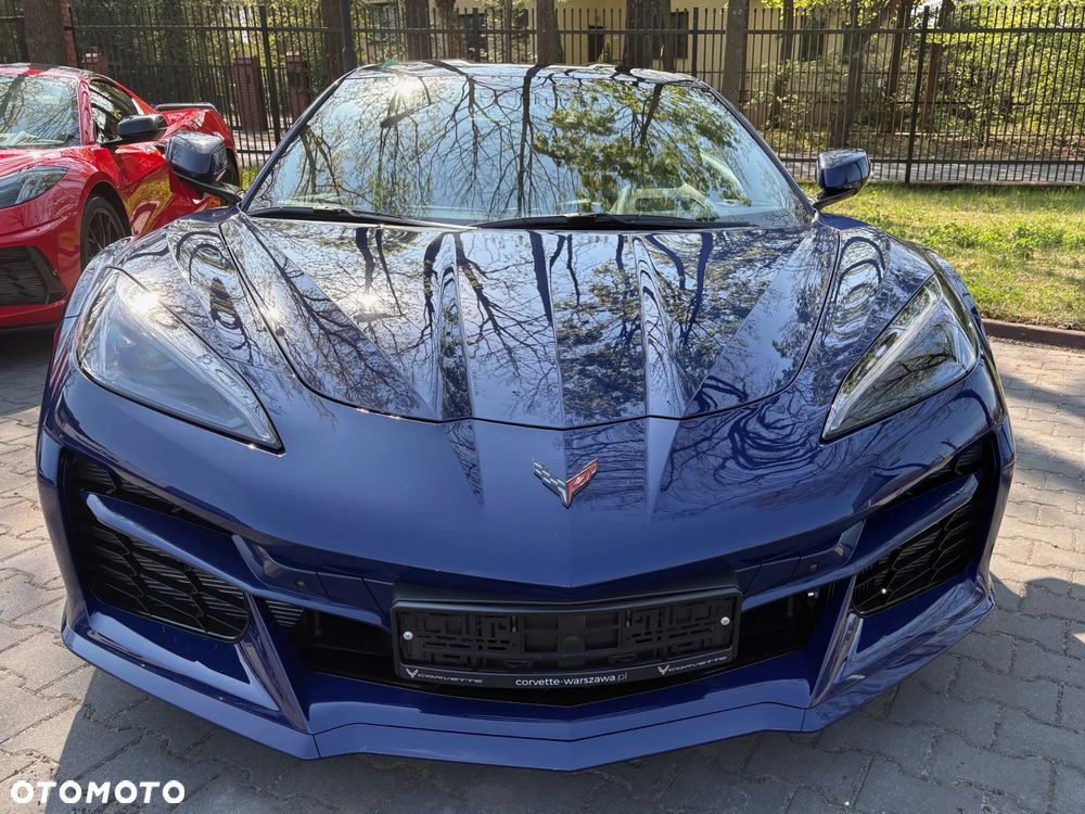 Chevrolet Corvette - 5