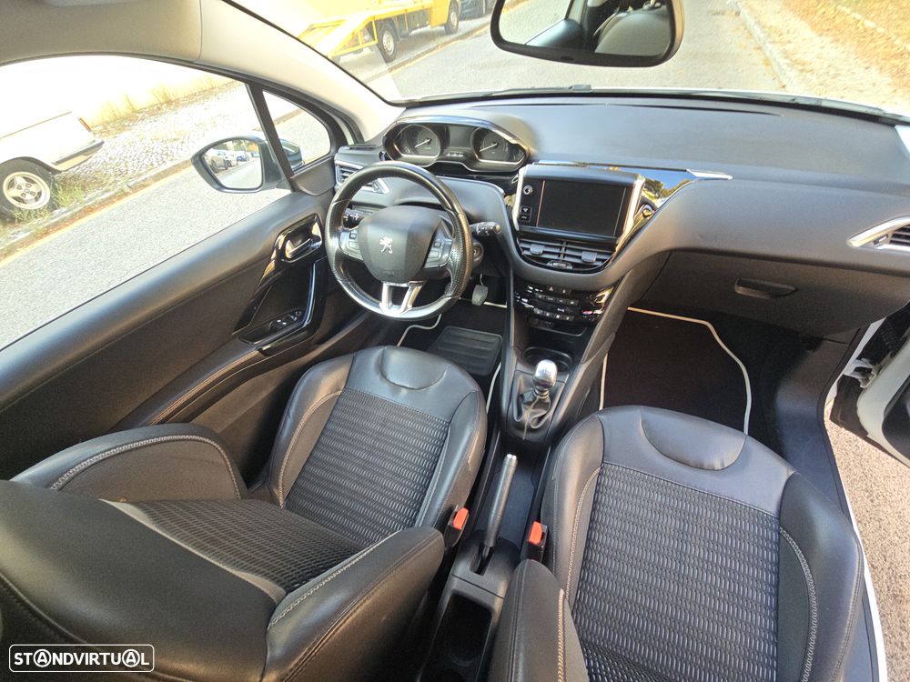 Peugeot 208 1.6 THP XY - 16