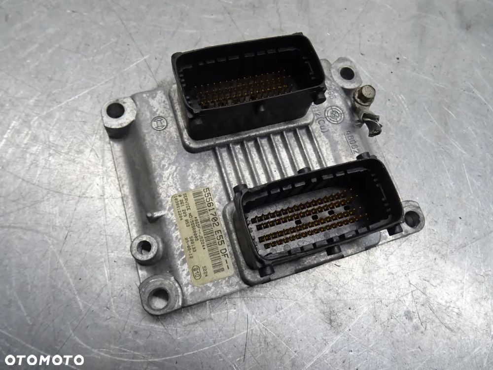 OPEL VECTRA C GTS LIFT 05-08 KOMPUTER STEROWNIK SILNIKA 55561702 - 1
