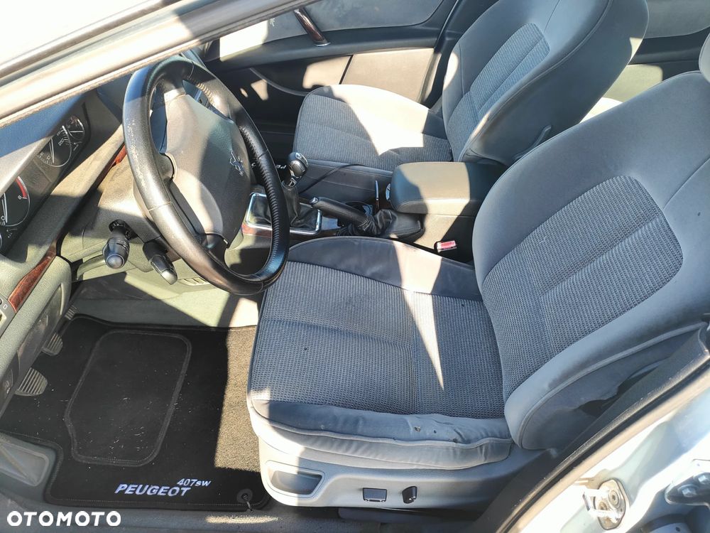 Peugeot 407 1.6 HDI SR Komfort EU4 - 16