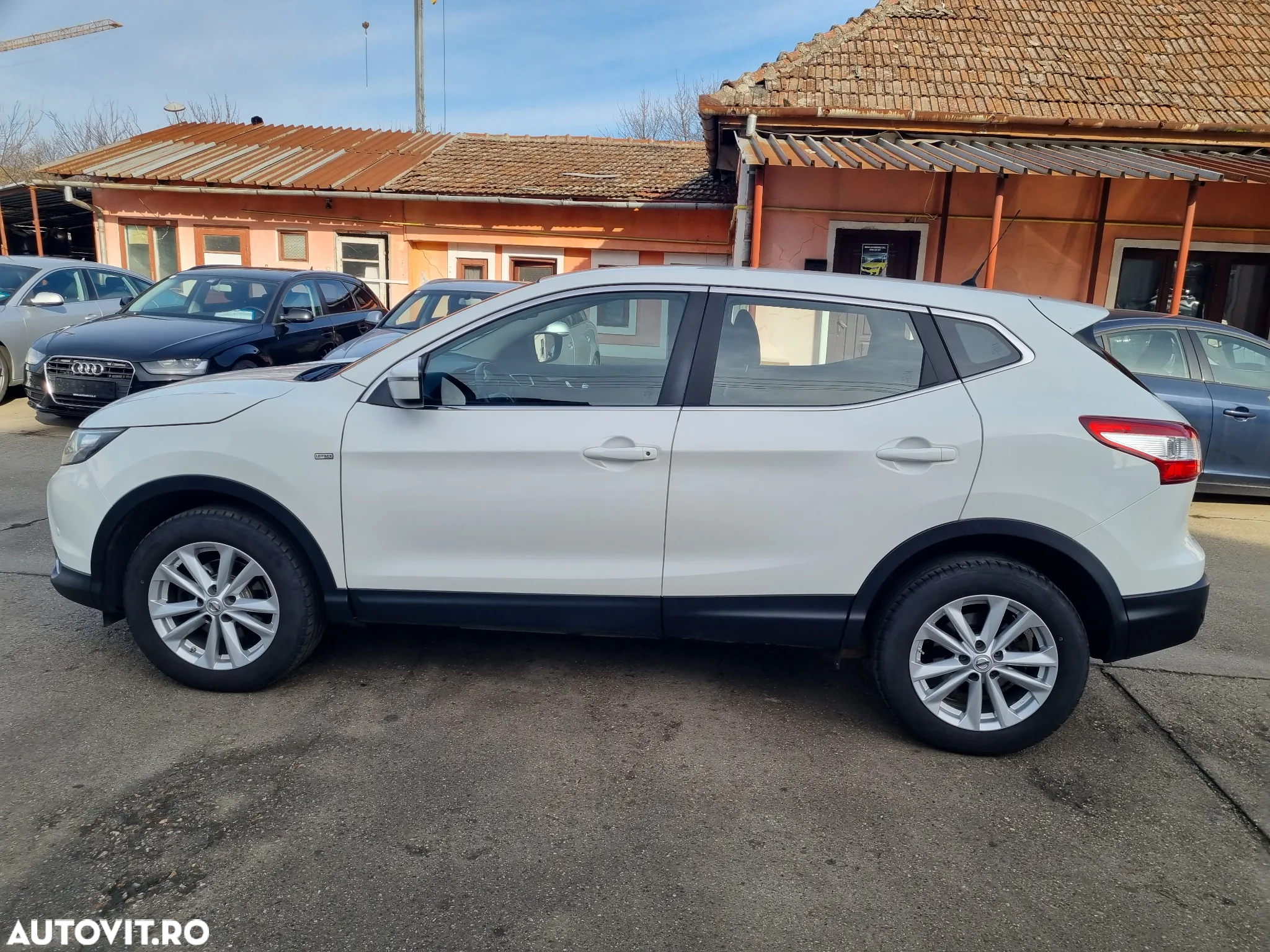 Nissan Qashqai 1.6 DCI ALL-MODE 4x4i TEKNA - 32
