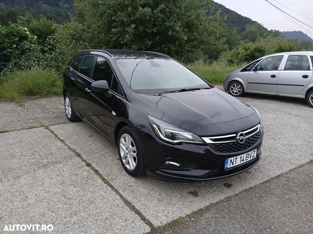 Opel Astra 1.6 CDTI ECOTEC ECOFlex Start/Stop Enjoy - 2