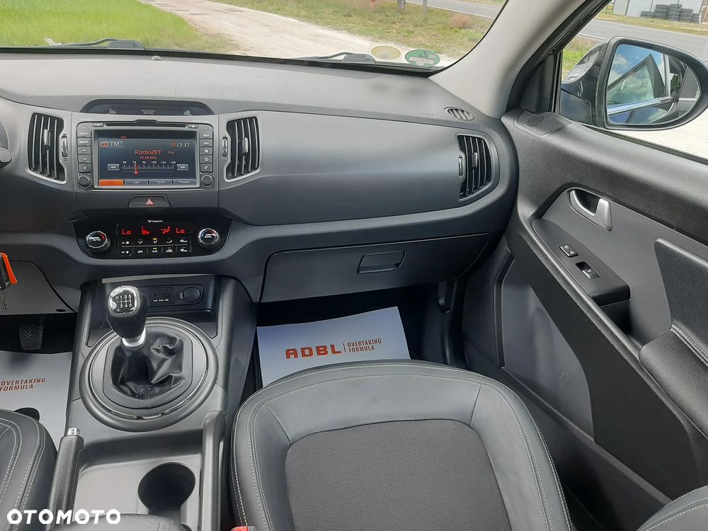 Kia Sportage 2,0 CRDI 2WD Vision - 24