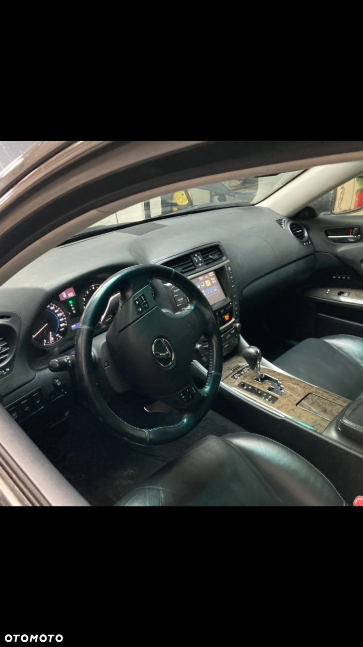 Lexus IS 250 Prestige - 5