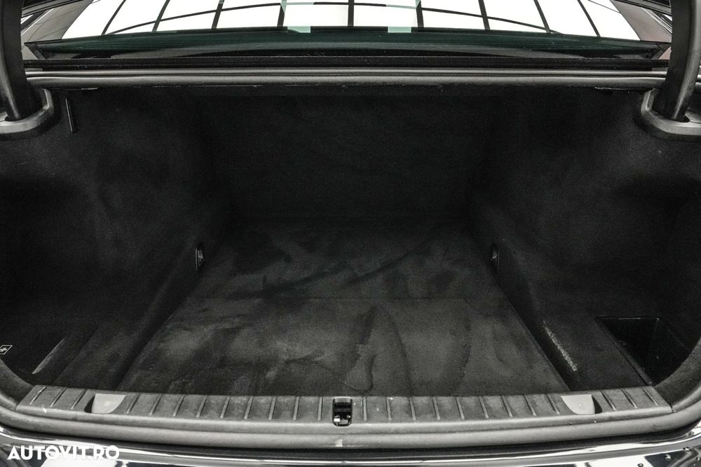 BMW Seria 7 730d - 30