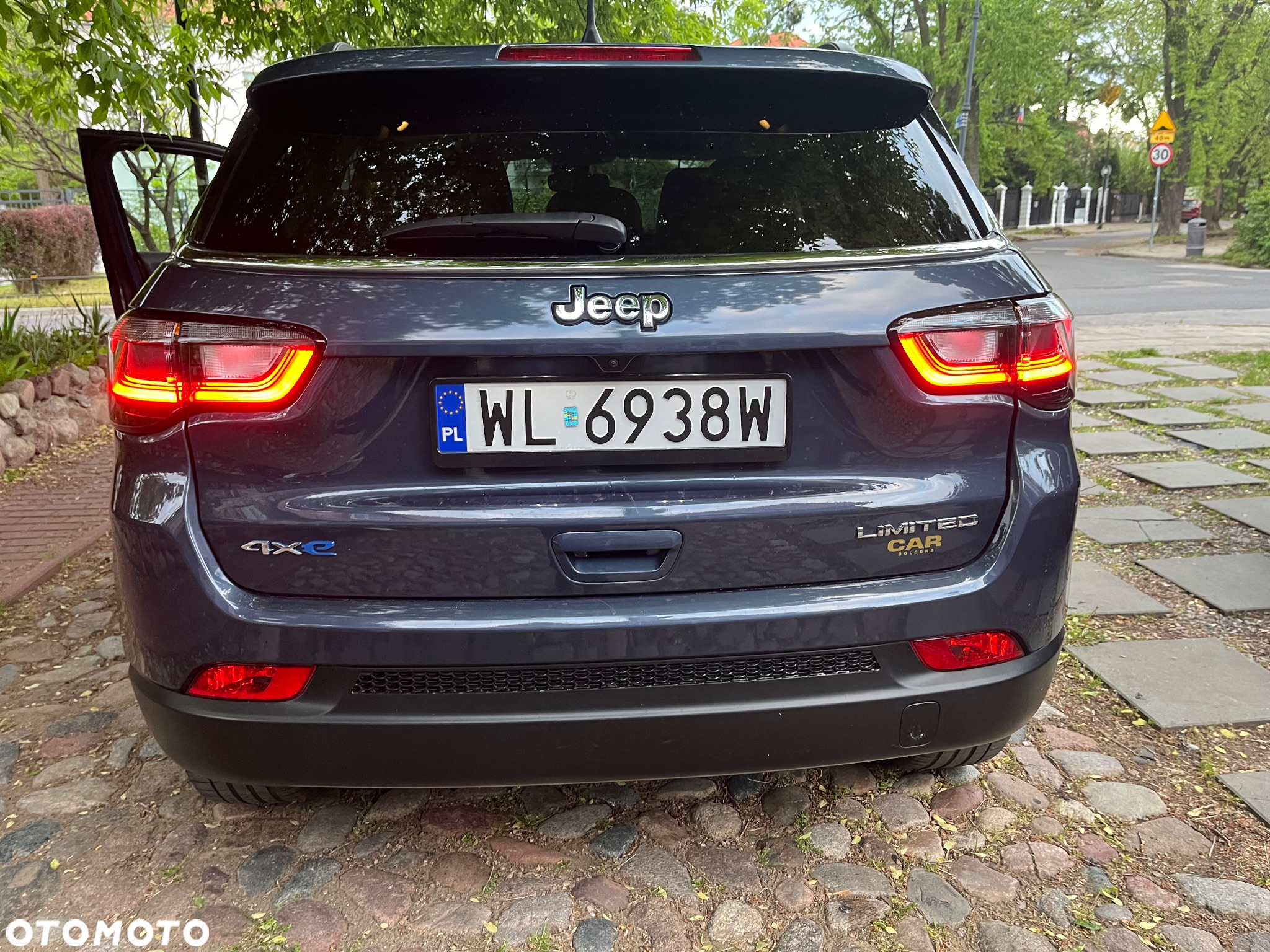 Jeep Compass 1.3 T4 4xe PLUG-IN HYBRID Automatik Limited - 21