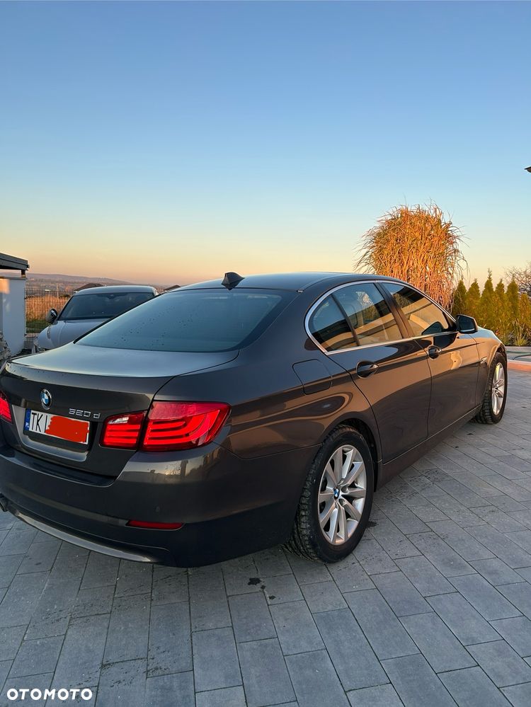 BMW Seria 5 520d - 3