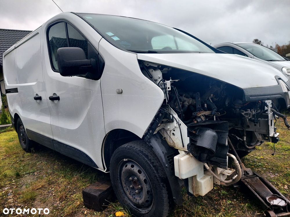 Renault TRAFIC - 12