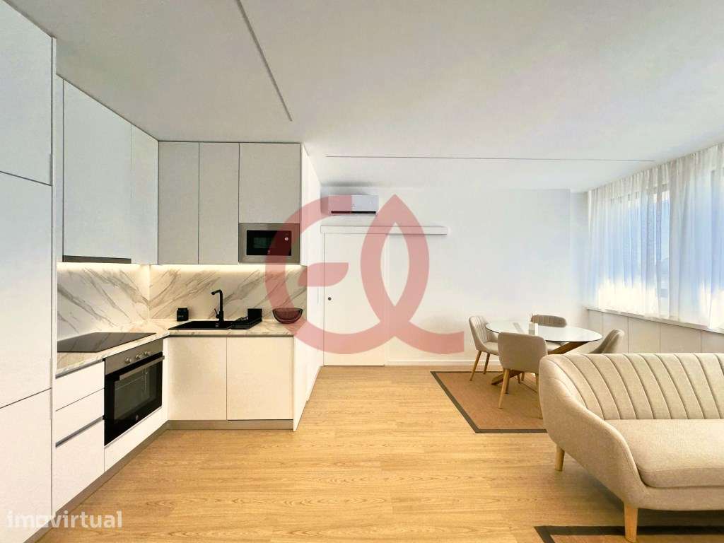 Apartamento - T2 - Grande imagem: 2/29