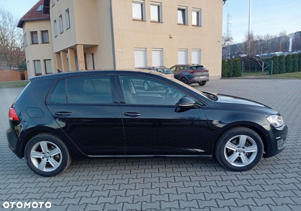 Volkswagen Golf - 7