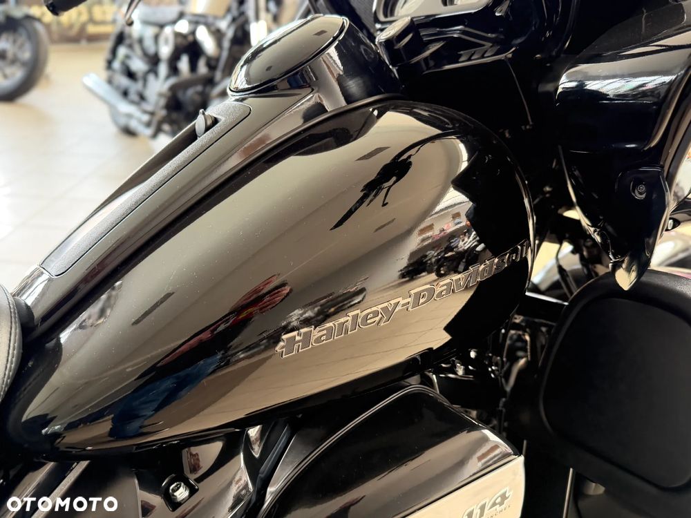 Harley-Davidson Touring Road Glide - 16