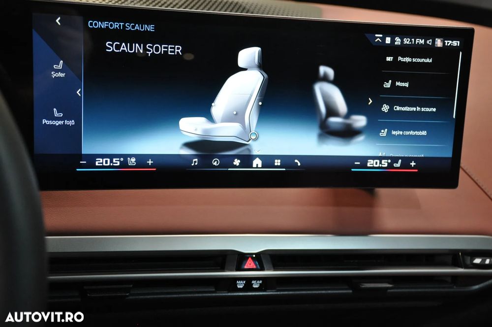 BMW iX xDrive60 - 35