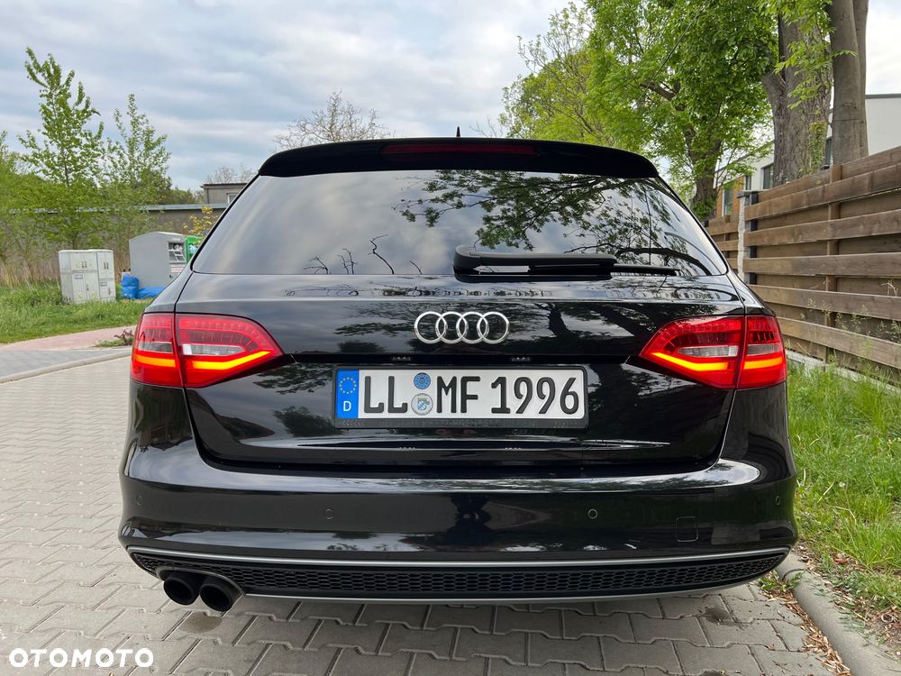 Audi A4 Avant 2.0 TDI DPF clean diesel quattro S tronic S line Sportpaket - 5
