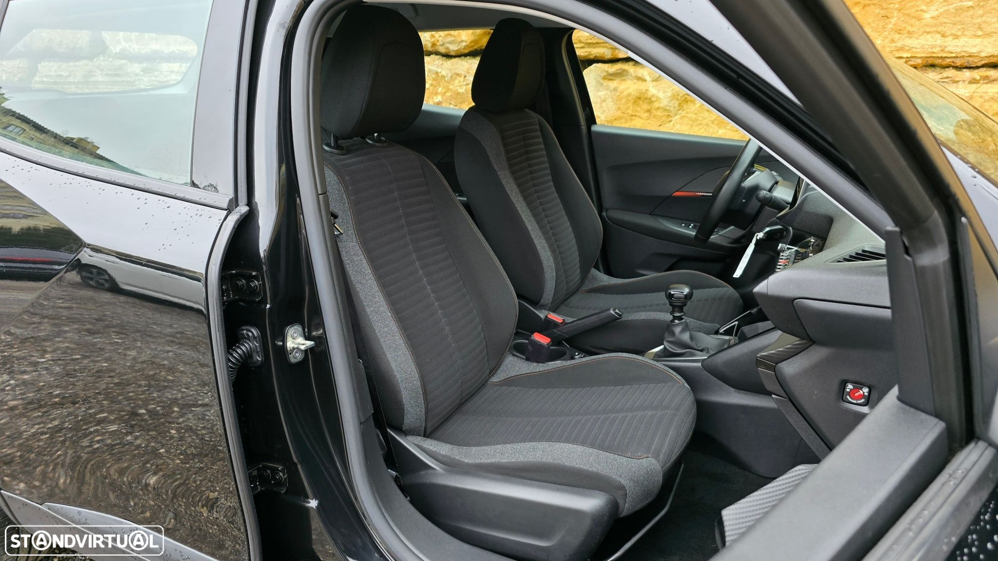 Peugeot 2008 - 41