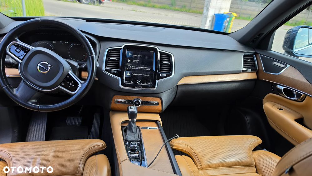 Volvo XC 90 D5 AWD Inscription 7os - 23