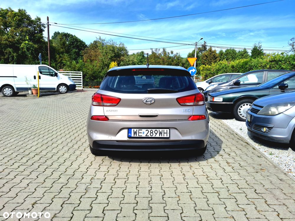Hyundai i30 - 22