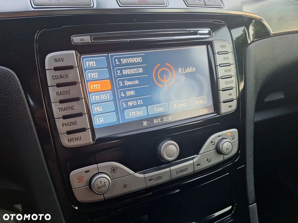 Ford Galaxy 2.0 Champions Edition - 28