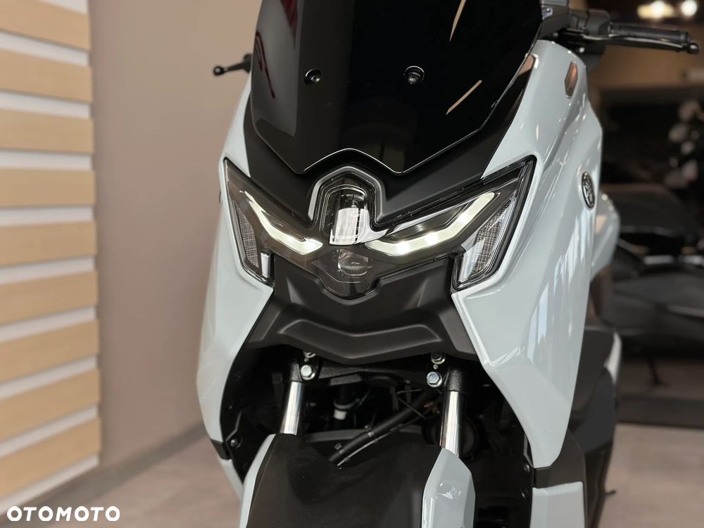 Yamaha NMAX - 5