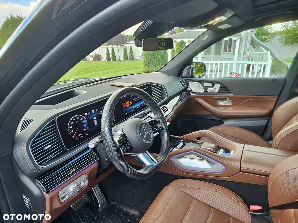Mercedes-Benz GLS - 16