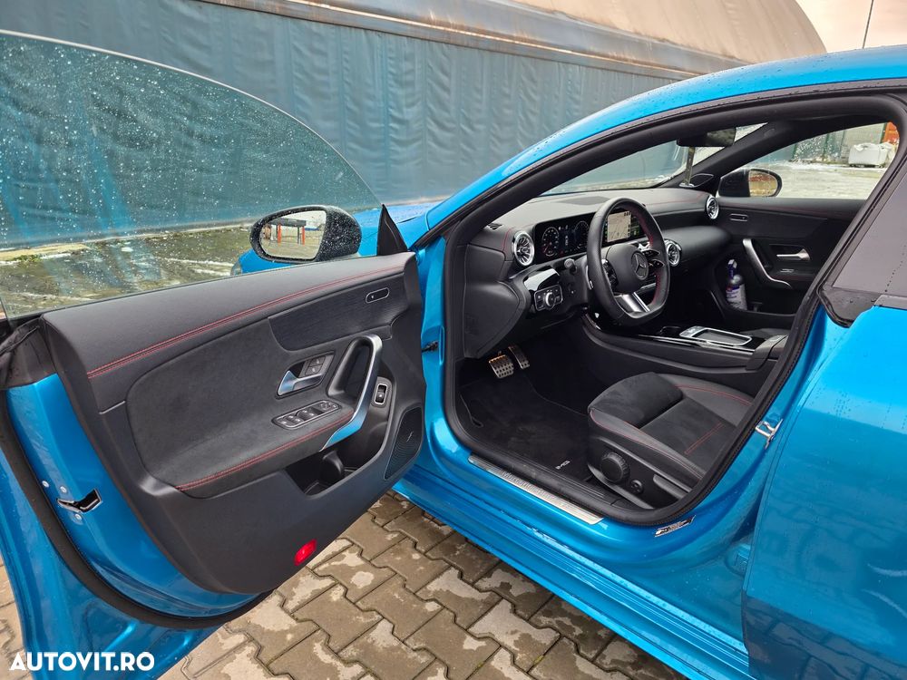 Mercedes-Benz CLA 250 - 9