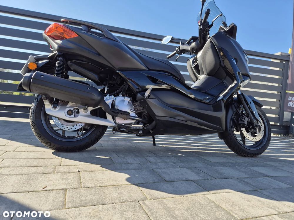 Yamaha X-max - 4