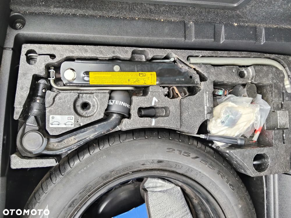 Volkswagen Passat 2.0 TDI DPF Comfortline - 16