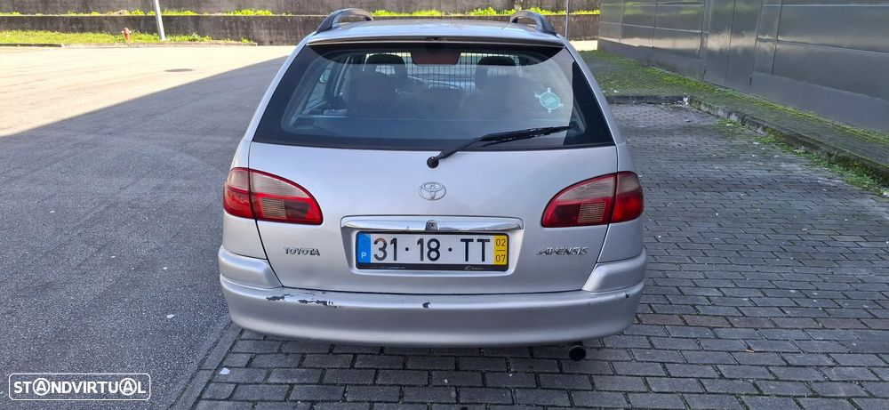 Toyota Avensis SW 2.0 D4D Terra - 16