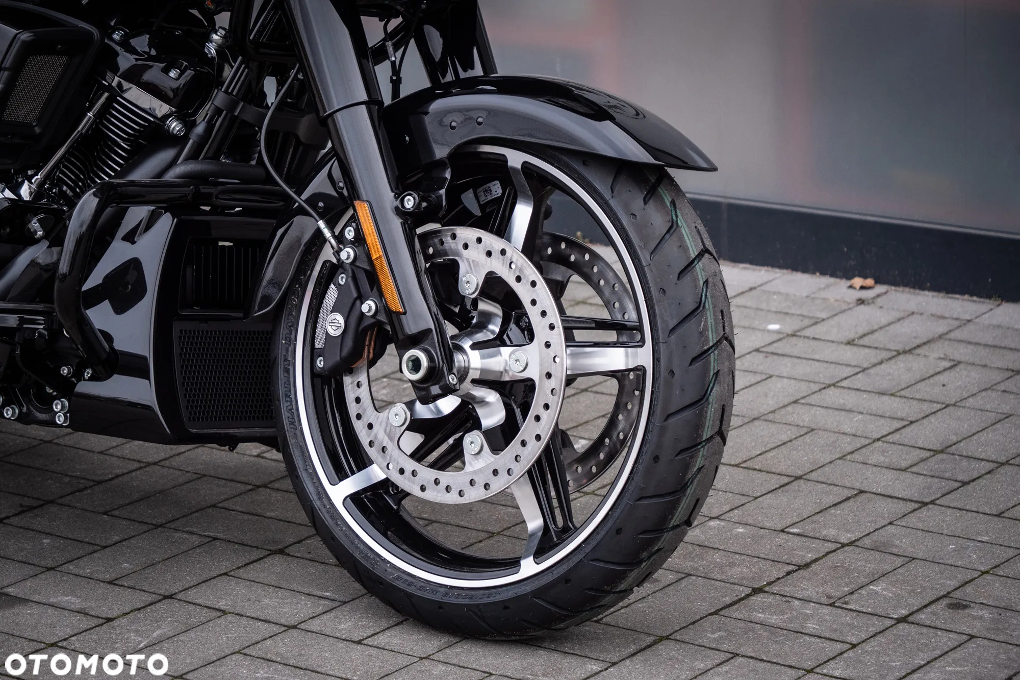 Harley-Davidson Touring Road Glide - 37