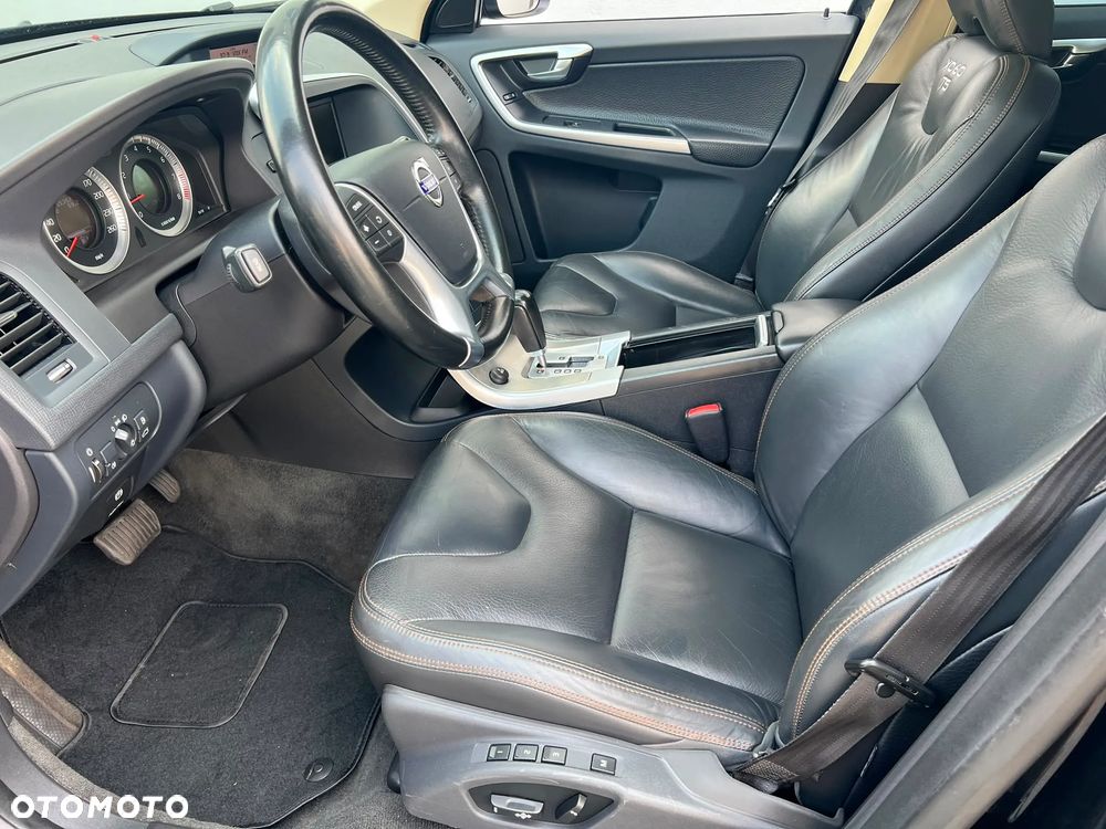 Volvo XC 60 T5 Summum - 19