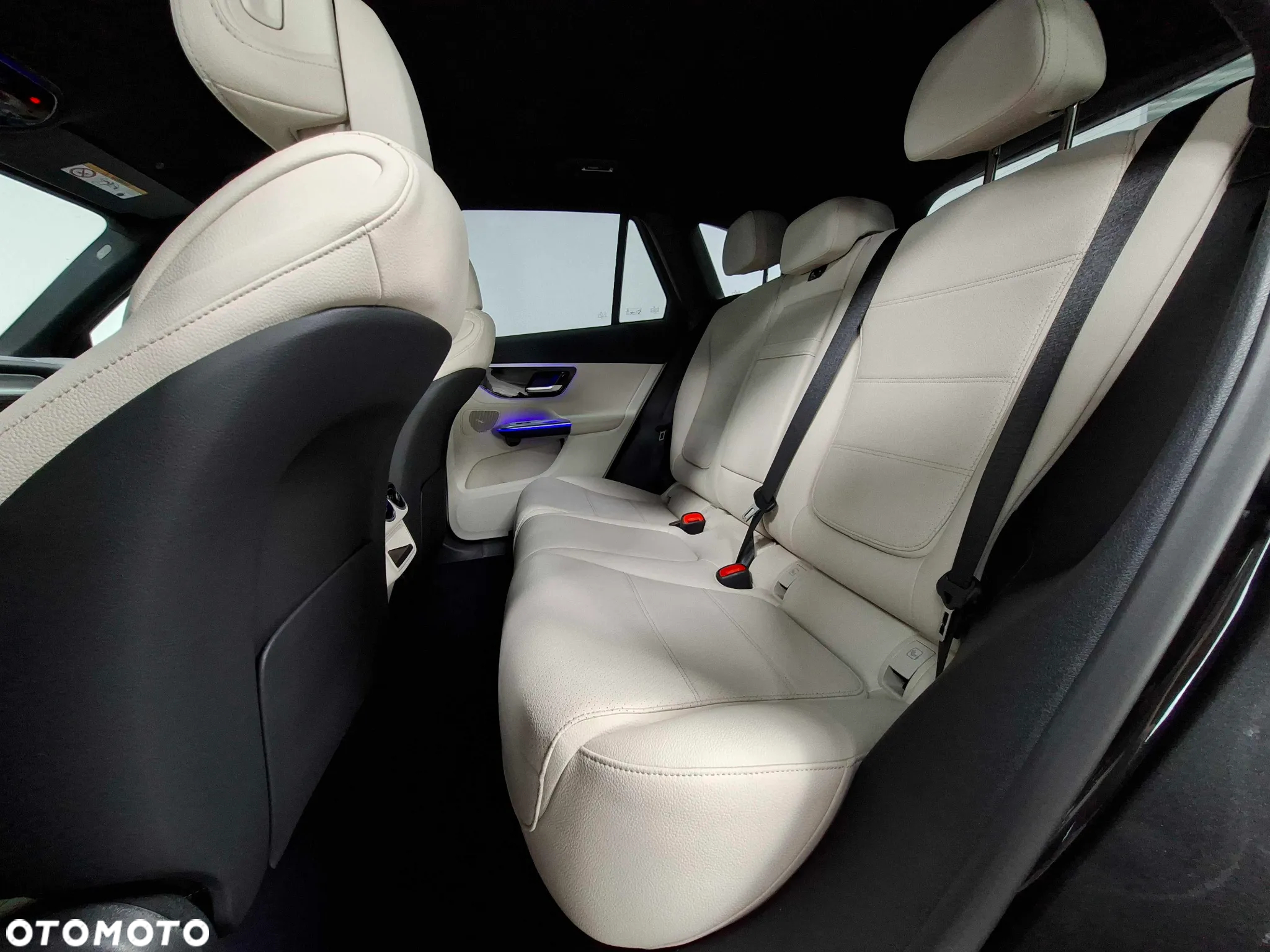 Mercedes-Benz GLC 200 d mHEV 4-Matic Avantgarde - 12