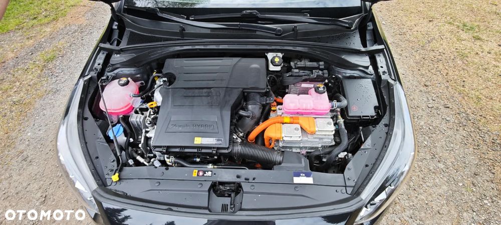 Kia Ceed 1.6 GDI PHEV L DCT - 37