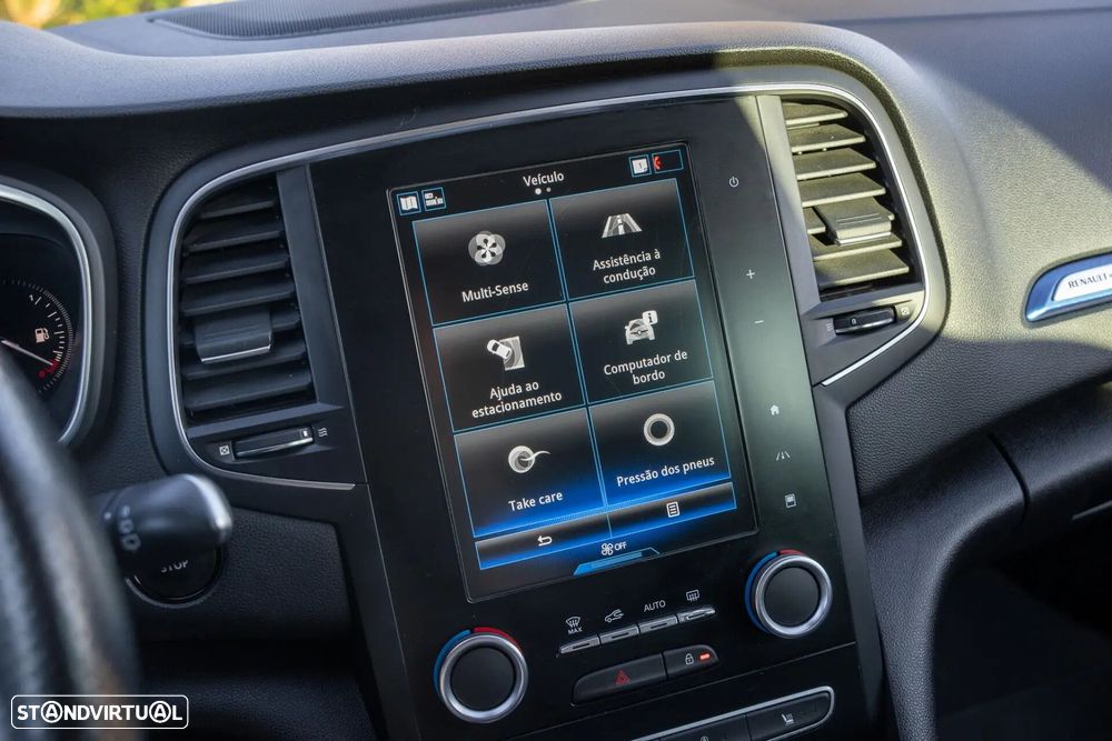 Renault Mégane Sport Tourer 1.6 dCi GT EDC - 11