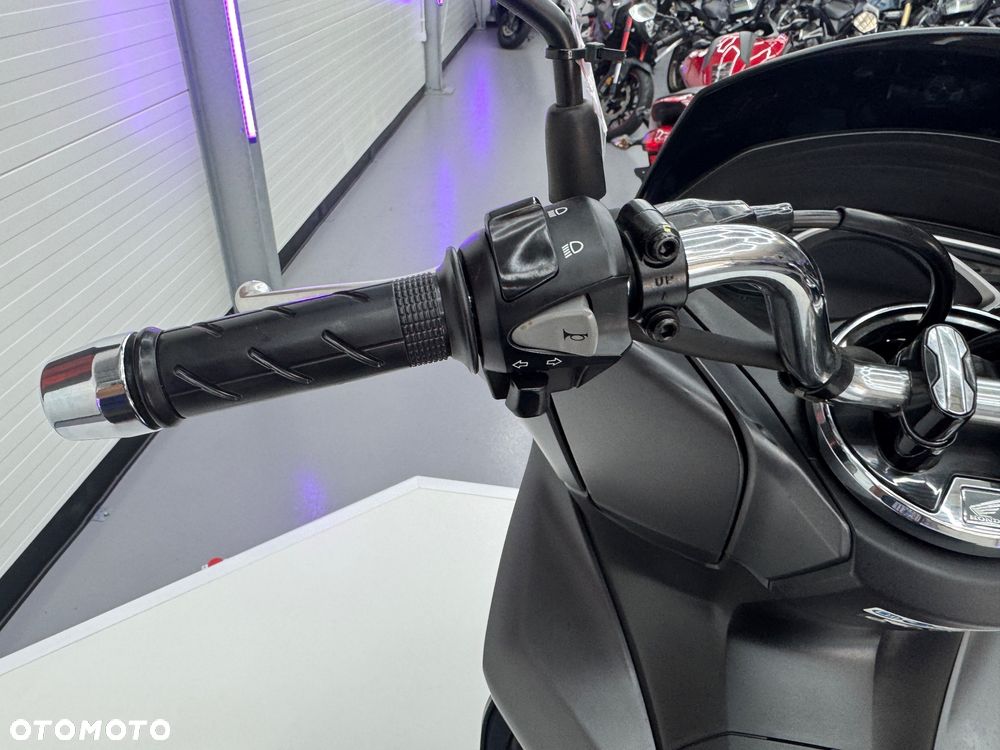 Honda PCX - 34