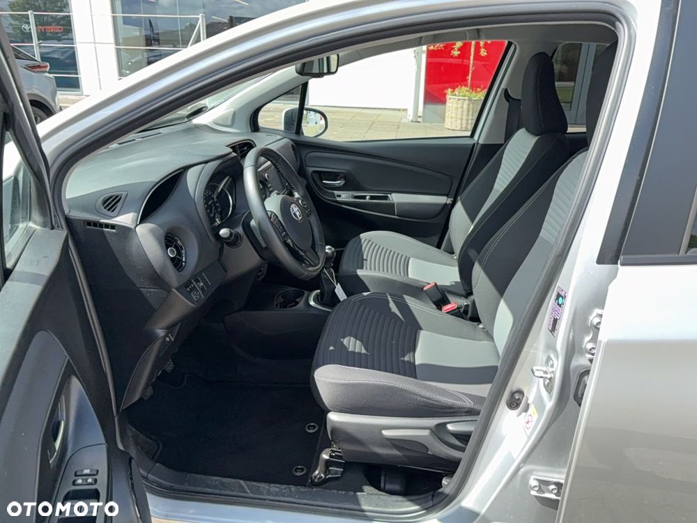 Toyota Yaris 1.5 Premium - 6