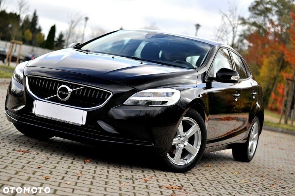 Volvo V40 D2 Drive-E Momentum - 34