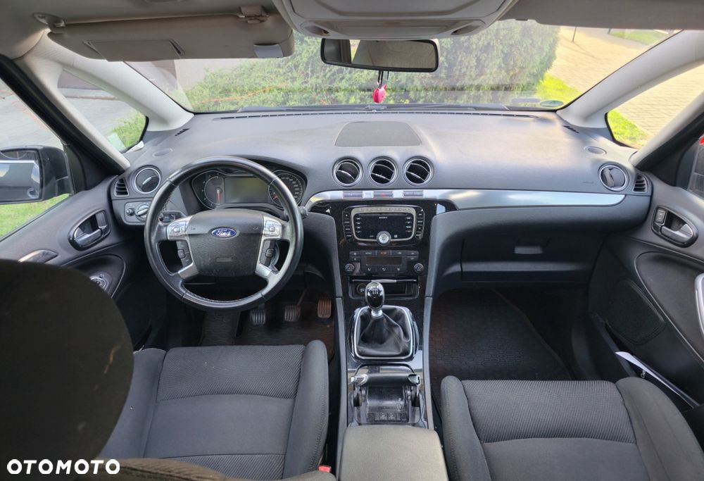 Ford S-Max 2.0 TDCi DPF Titanium - 6