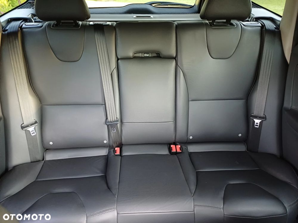 Volvo XC 60 D3 Geartronic Momentum - 26