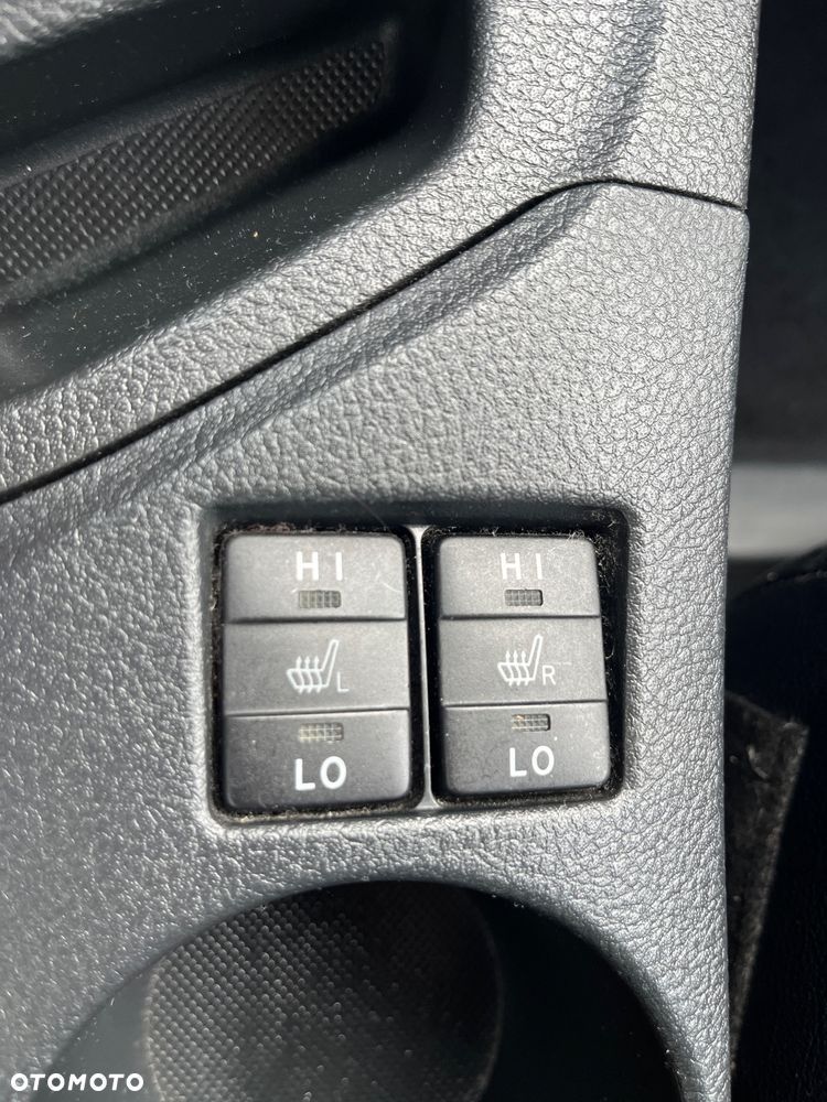 Toyota Auris 1.8 HSD Luna - 5