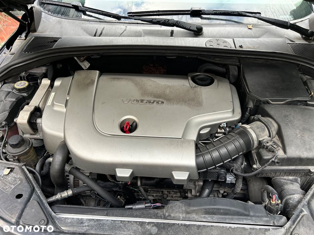 Volvo V70 D5 Summum - 18