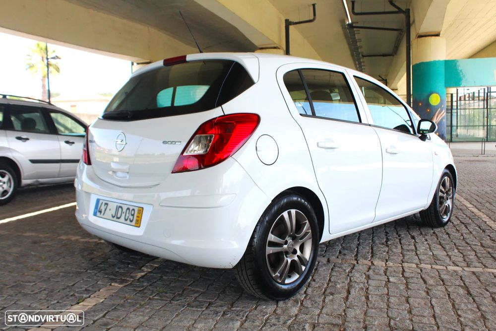 Opel Corsa 1.3 CDTI Enjoy EcoFLEX - 8