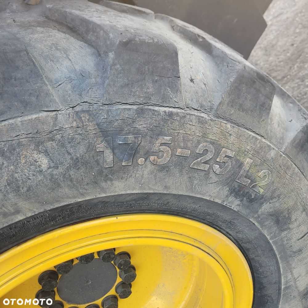 Komatsu WA150PZ - 12